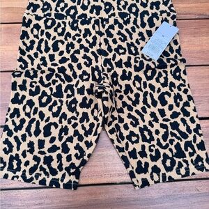 Wild Fable Women’s High-Rise Bike Shorts - Size M, NWT